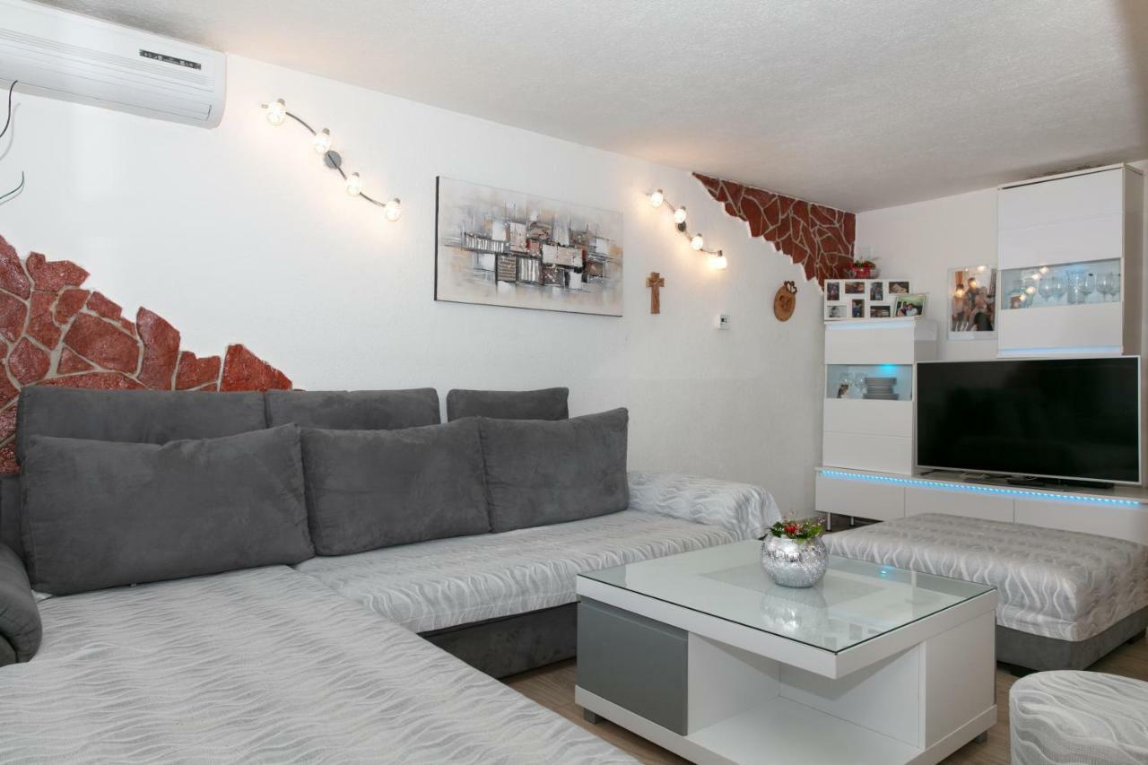 Appartement David I Rino à Brela Extérieur photo